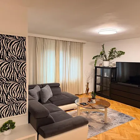 Riverside Krasna Apartmán